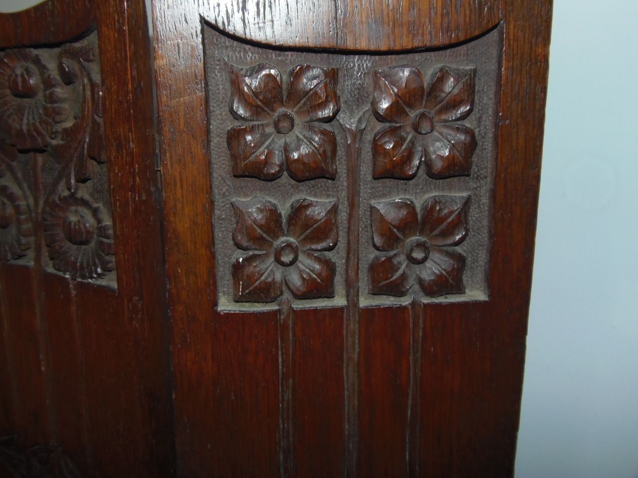 Arts And Crafts Oak Folding Screen . Arthur Simpson . photo vintage