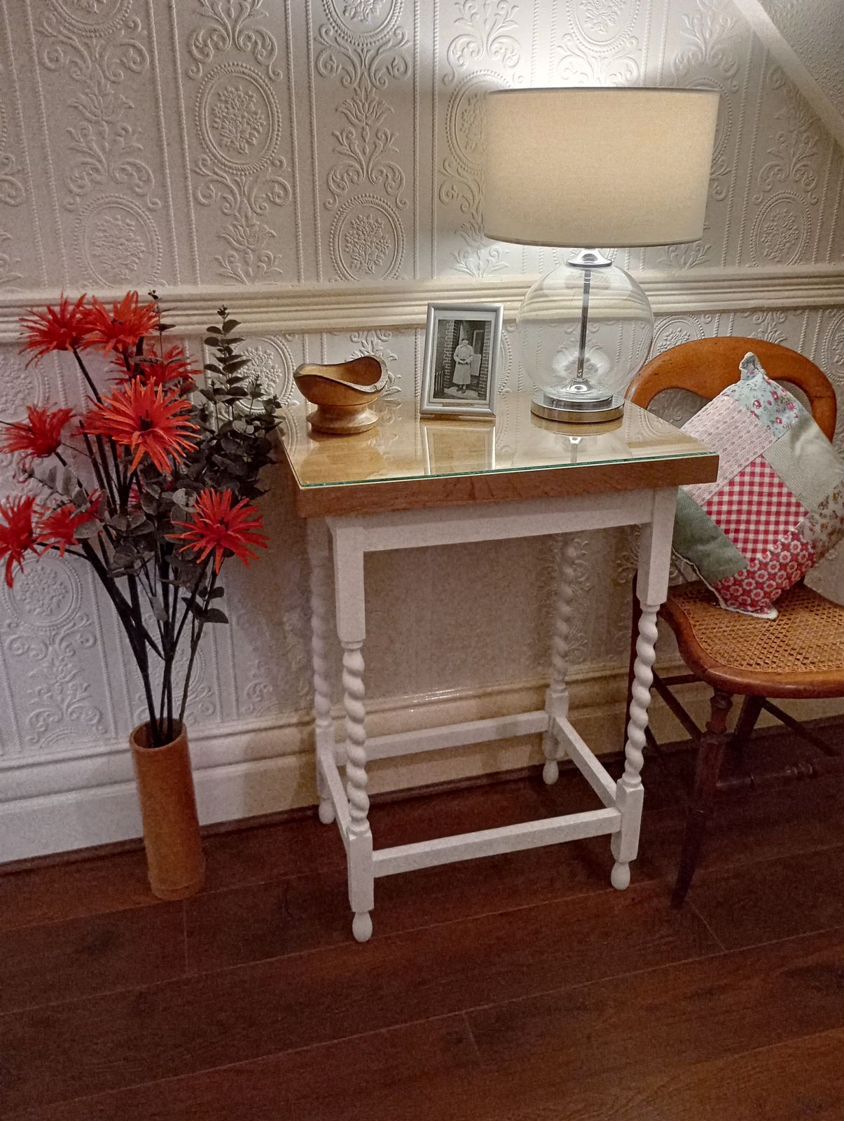 Anitque Oak Barley Twist Leg Side Table In Satin White With Solid Oak Glazed Top