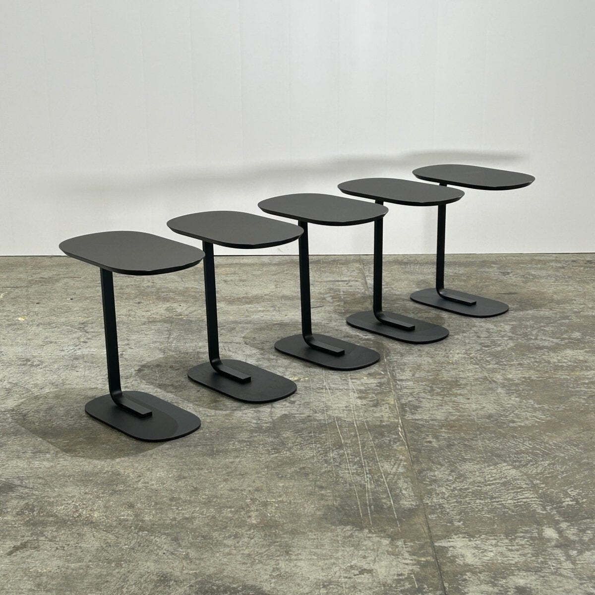photo furniture Muuto Relate Side Table By Big Game