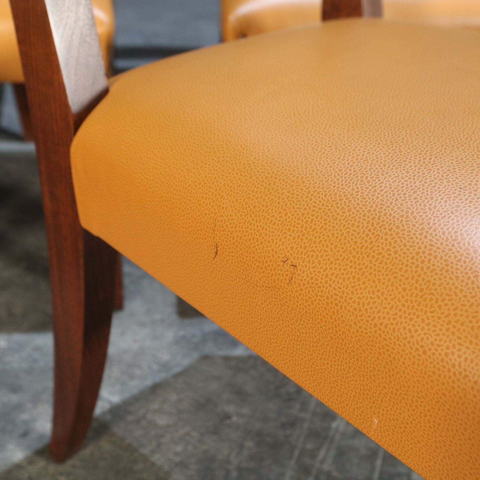 2512.0 Caramel Brown Leather Chair, Set Of Eight photo