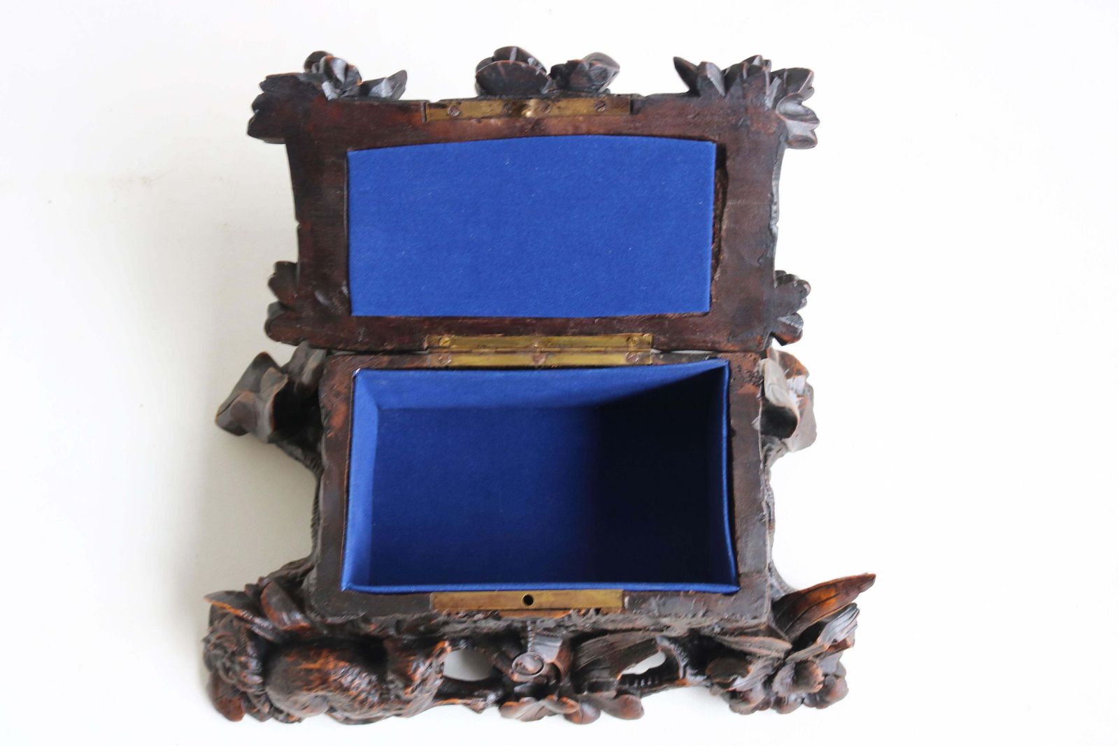 Exquisite 19th Century Antique Swiss Fully Hand Carved Black Forest Jewelry Box photo 2493.0