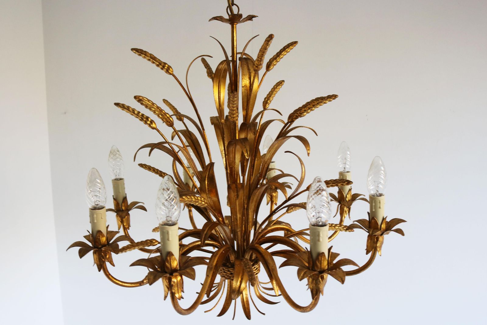 3222.0 Rare Large Hans Kögl 1970 ''Cheaf Of Wheat'' Holywood Regency Chandelier 8 Arms photo