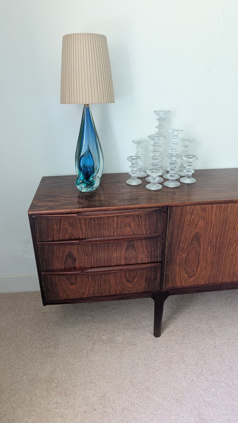 photo vintage Mid Century Modern 'Dunfermline' Rosewood Sideboard By McIntosh Of Kirkcaldy. Excellent Statement Piece And Effective Spacemaker. Cites In Place