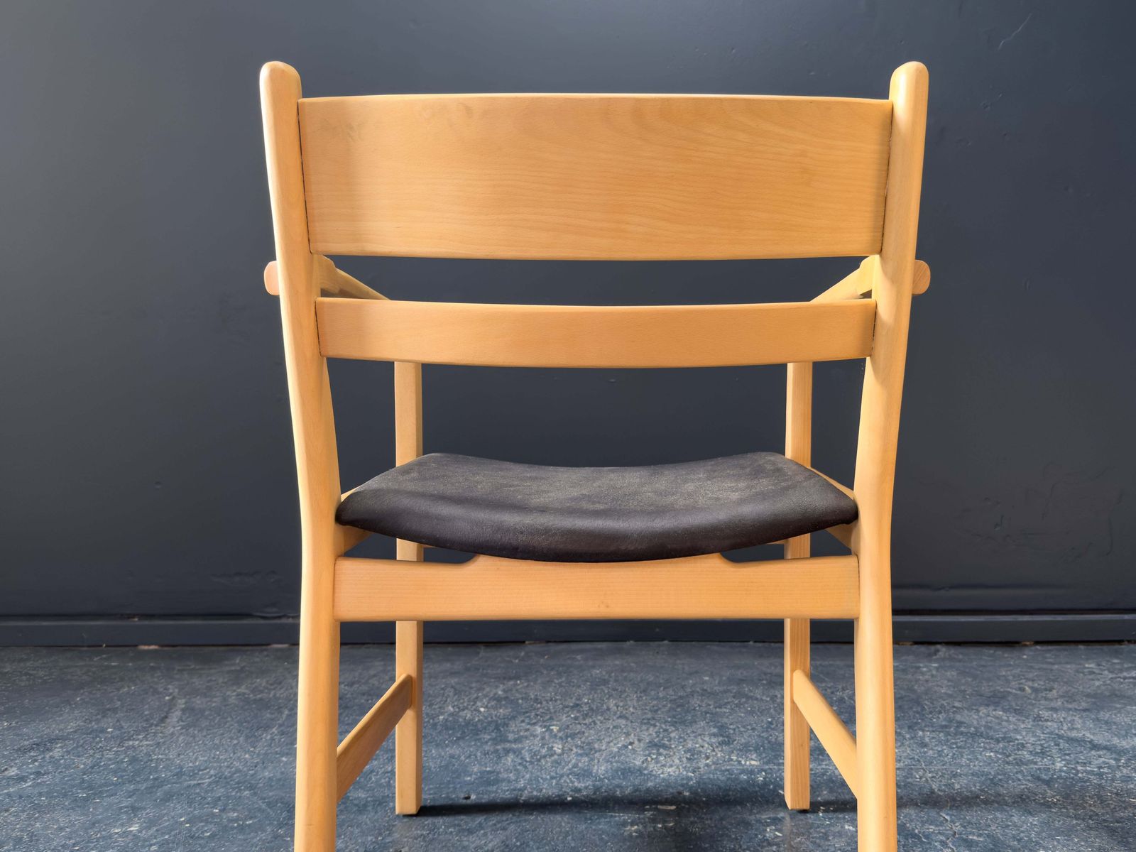 Hans Wegner For Getama Beech And Black Leather Armchair photo 585.0