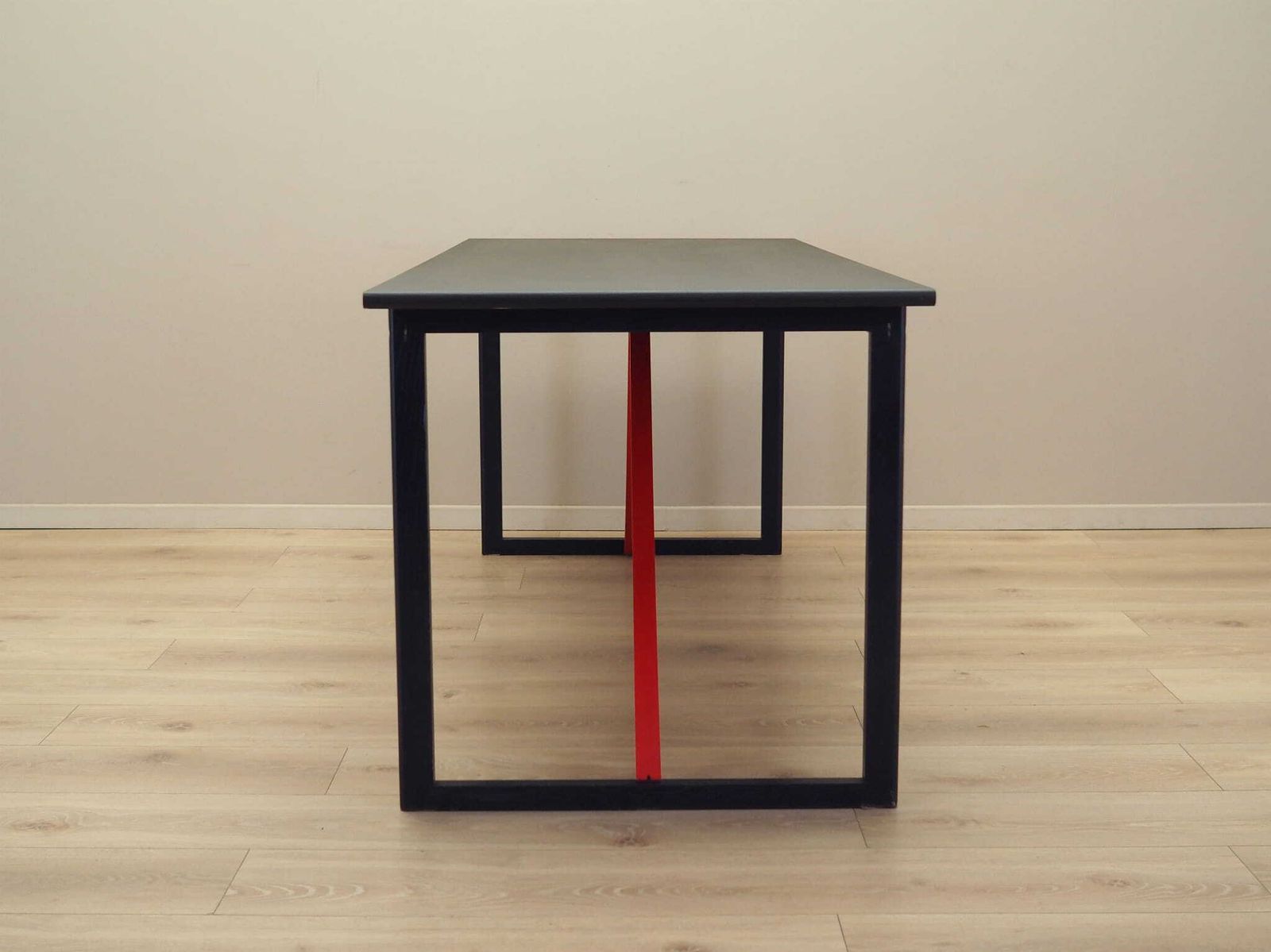 Acacia Desk, Italian Design, 1980s, Production: Italy photo vinterior