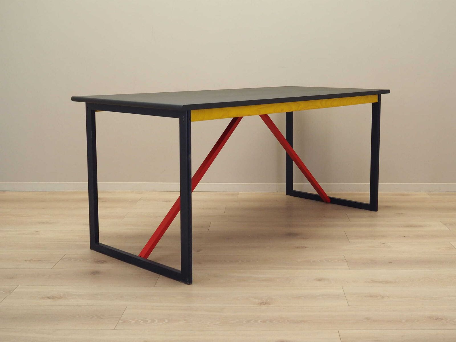 Acacia Desk, Italian Design, 1980s, Production: Italy photo buy