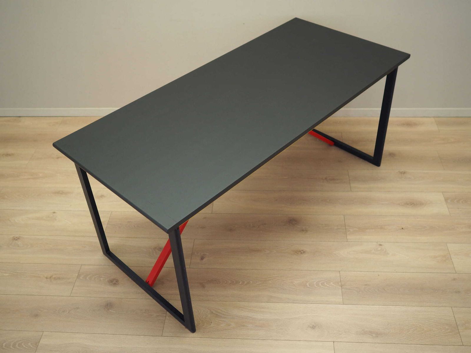 photo vintage Acacia Desk, Italian Design, 1980s, Production: Italy