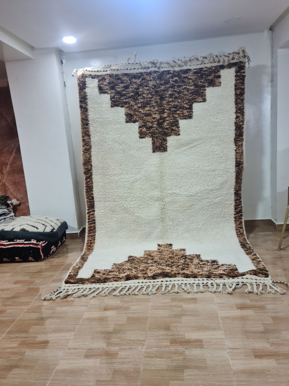 Handwoven Moroccan Berber Rug   Elegant Cream And Brown Geometric Design (250x150 Cm)
