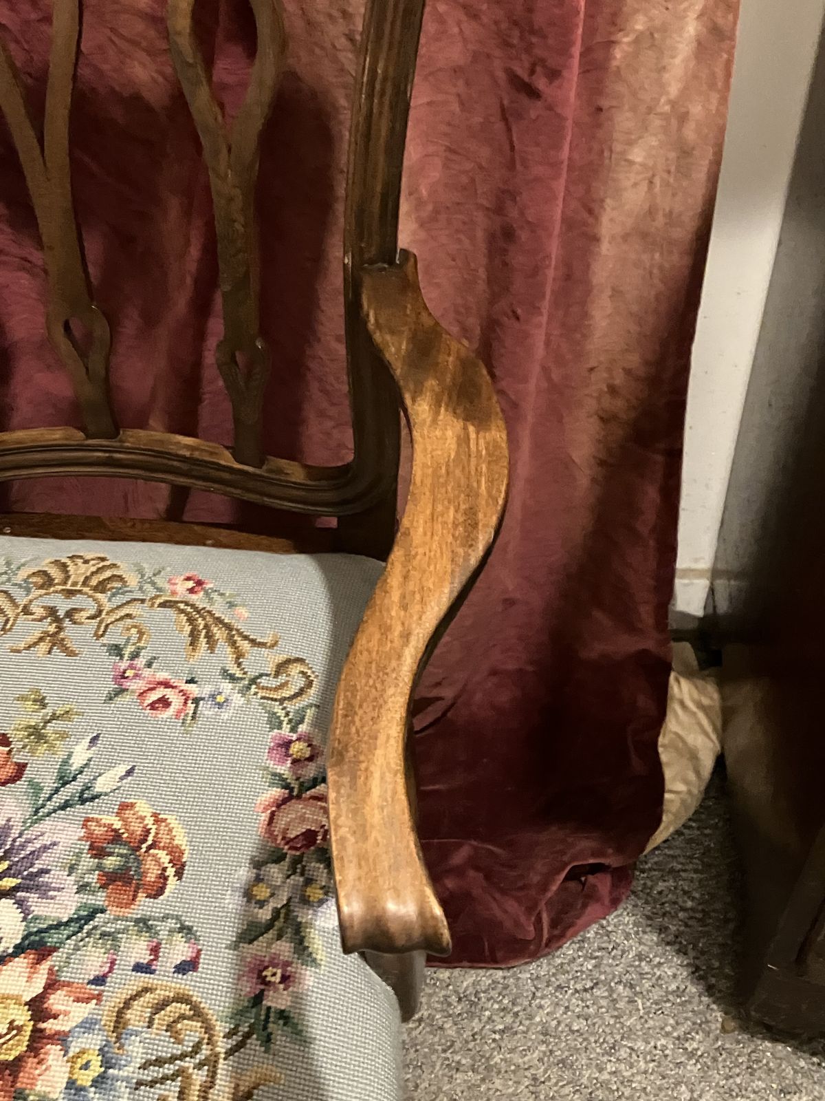 photo vintage English Georgian Elm And Oak Carver Dining Chairs With Later Upholstered Floral Crotchet Seats
