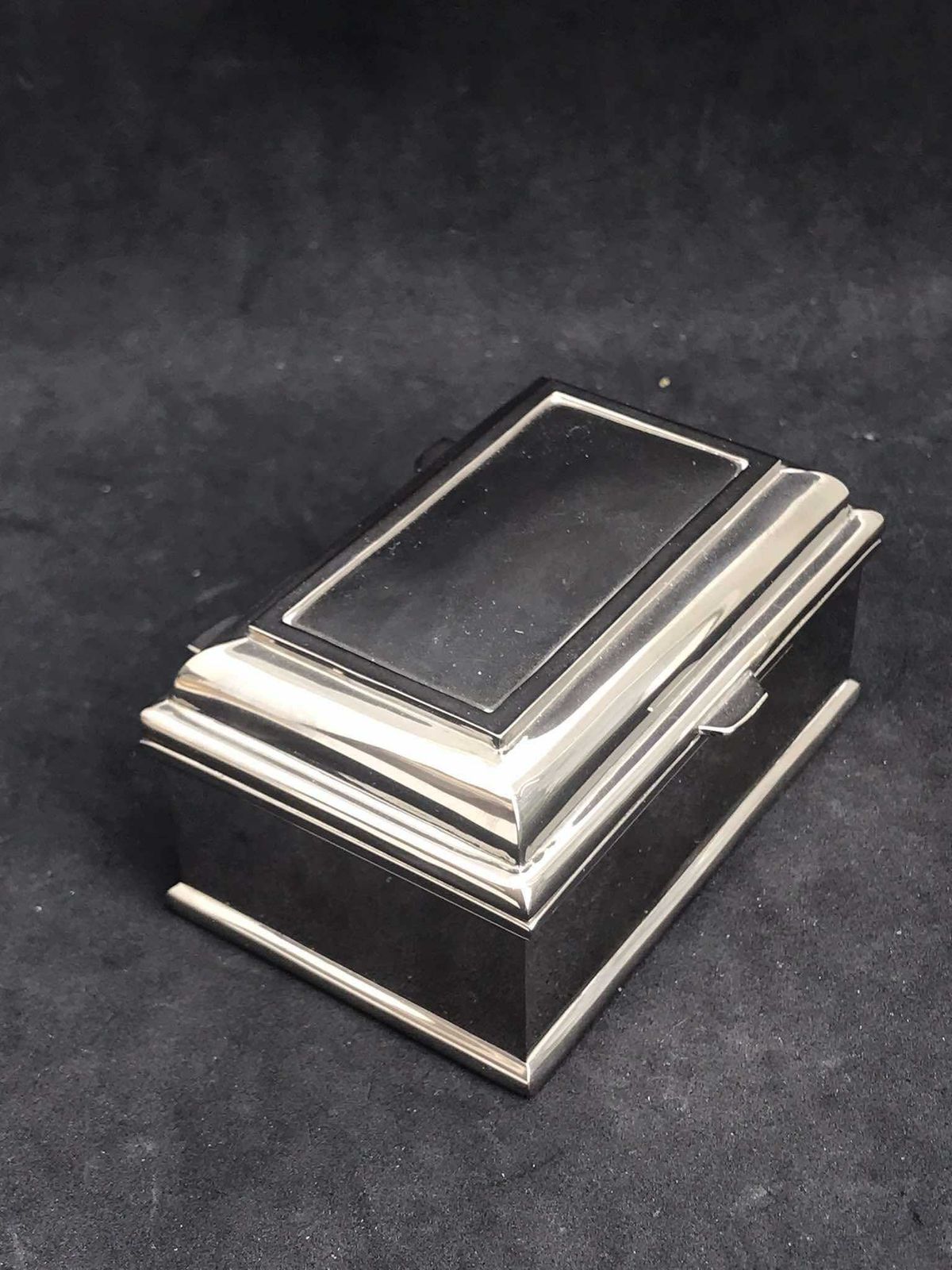 Small Box Jewelry Silver Plated Desk Accessories, Vanity Decor Round Cufflinks Box Gift For Him Ring Box Velvet photo Home Decor