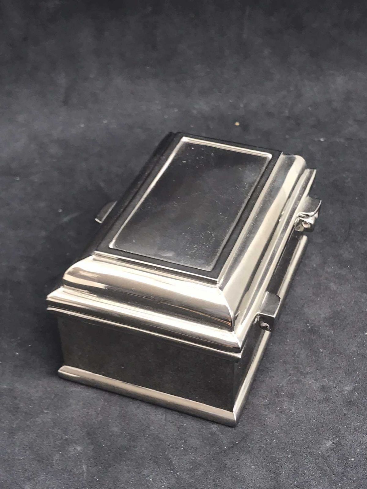 Small Box Jewelry Silver Plated Desk Accessories, Vanity Decor Round Cufflinks Box Gift For Him Ring Box Velvet photo vinterior