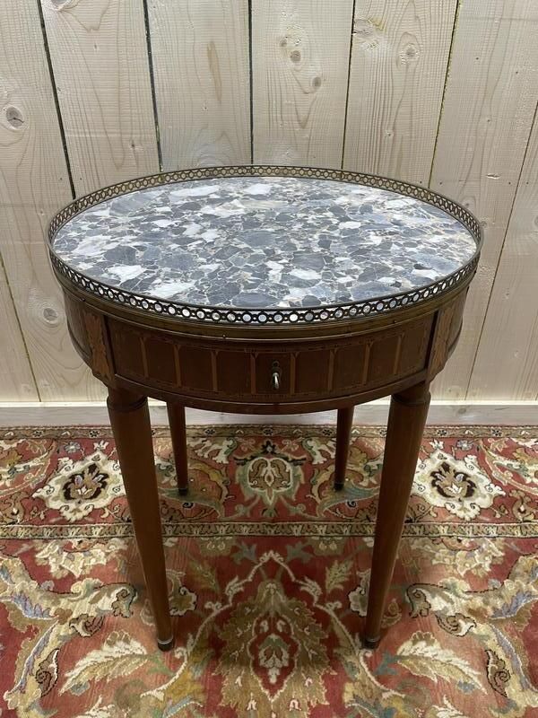 Table Bouillotte De Style Louis XVI En Marqueteriie Et Marbre photo for sale