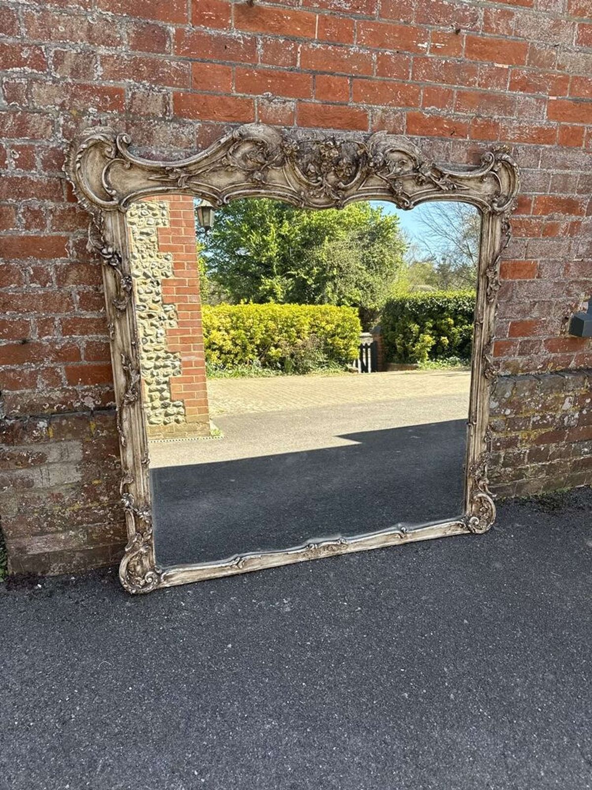 A Fabulous Large Antique English 19th Century Carved Wood & Gesso Distressed Painted Overm photo vinterior