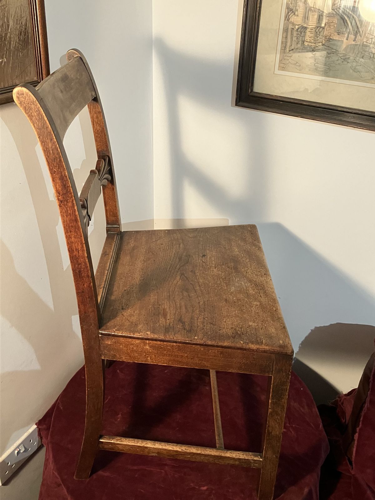 photo vinterior 18th Century Oak And Elm English Antique Chair