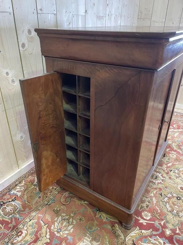 Buffet époque Louis Philippe   Cartonnier En Noyer photo Furniture