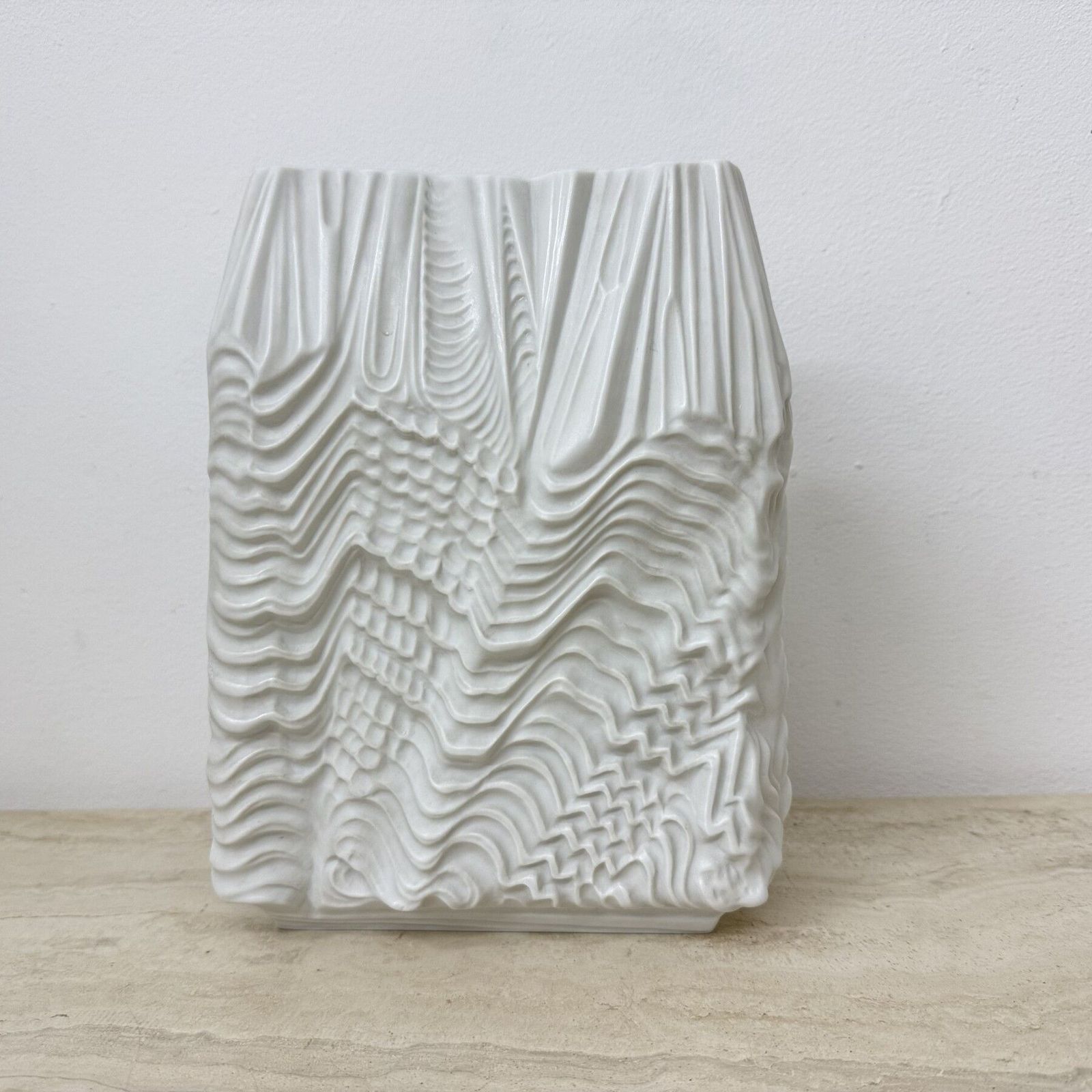 Zeldzame Grote Porseleinen Witte 'Kaskade' Vaas – Martin Freyer Voor Rosenthal Studio Linie, 1966 photo furniture