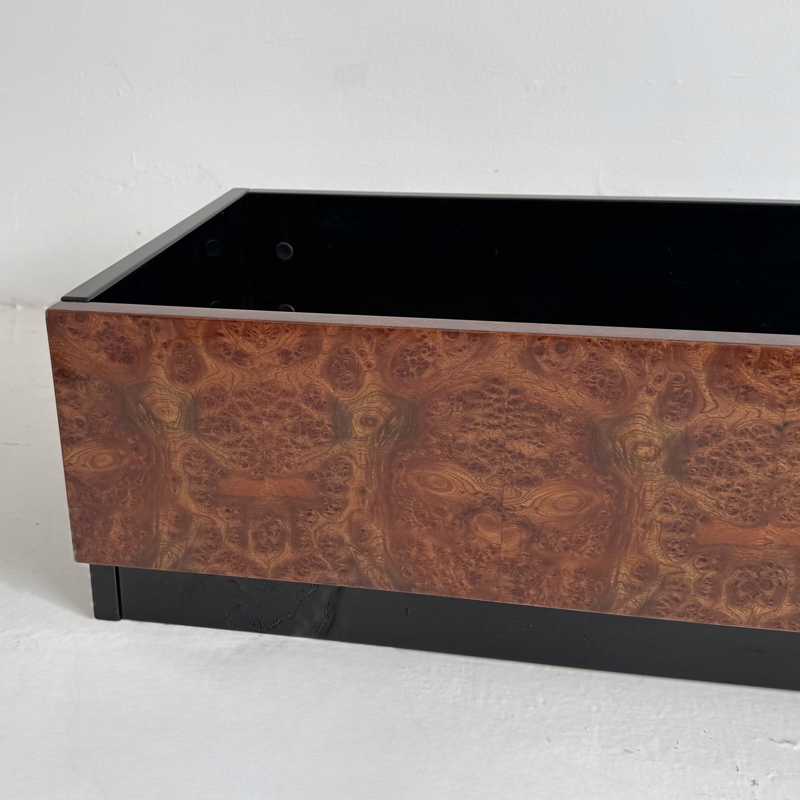 French High Gloss And Burr Paul Michel Planter For Roche Bobois photo vinterior