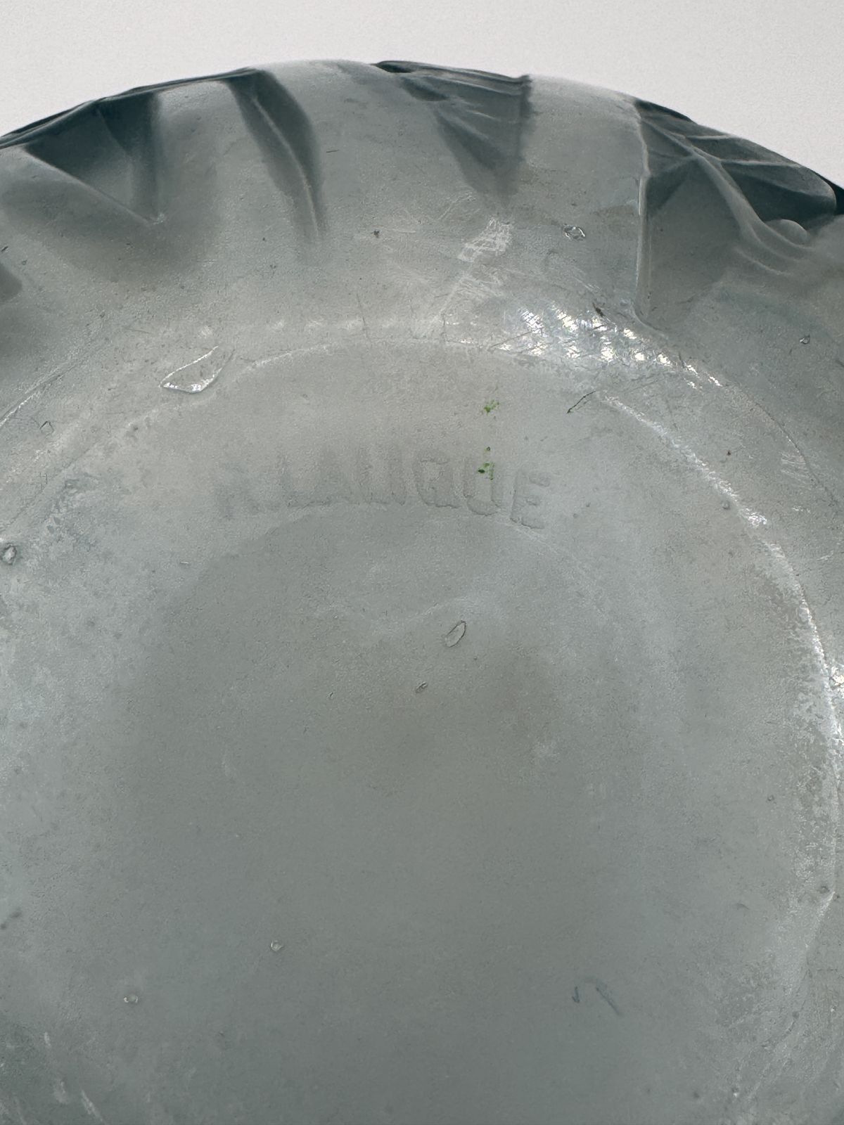 photo vinterior A R.Lalique Milan  Blue Patinated Glass Vase