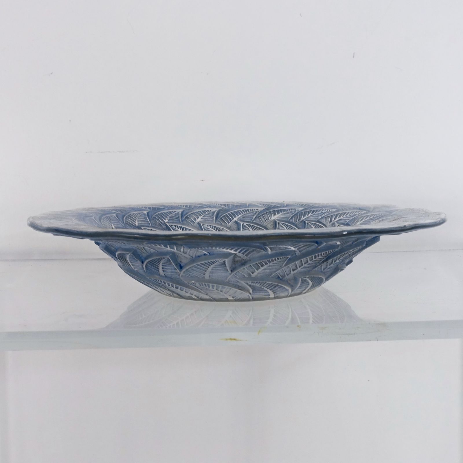 Lalique Art Deco Ormeaux Blue Glass Bowl 32cm 1937 photo vinterior