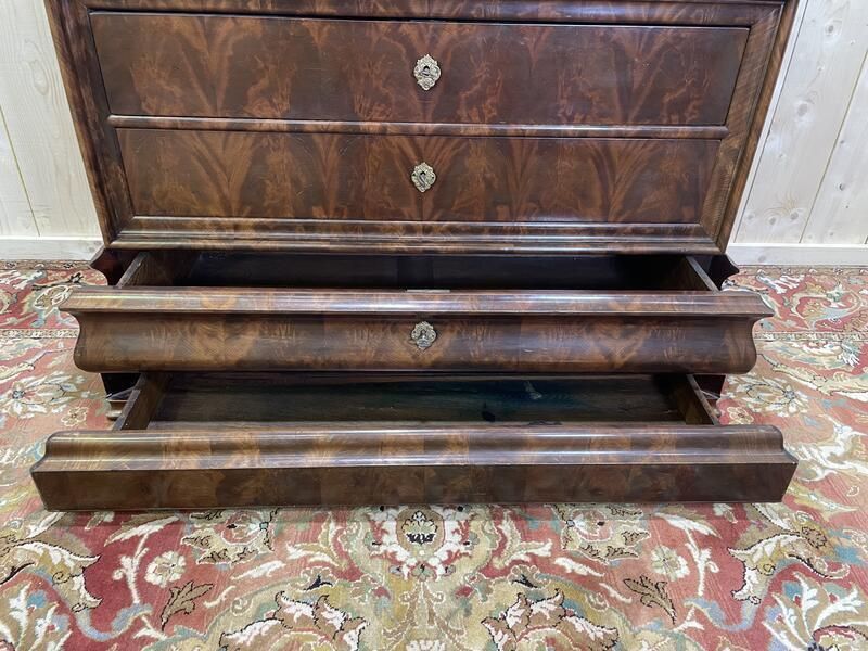 Commode époque Louis Philippe En Acajou Et Placage D’acajou Marbre Gris Veiné photo vintage