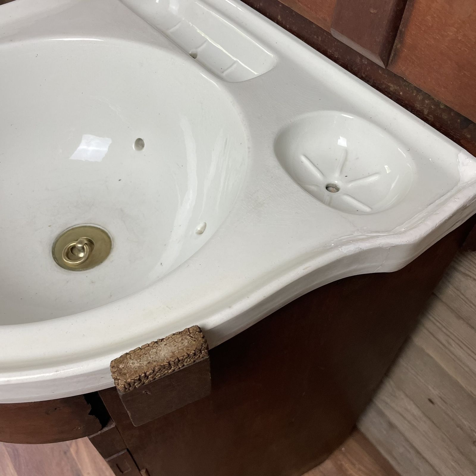 Antique Victorian Bow Fronted Mahogany Drop Flap Lid Ships Wash Stand Vanity Unit Basin photo 200.0