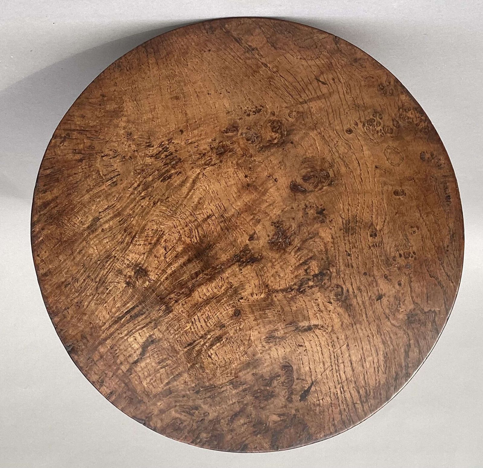 3850.0 Charming Irish Georgian Burr Oak Tripod Wine Table photo