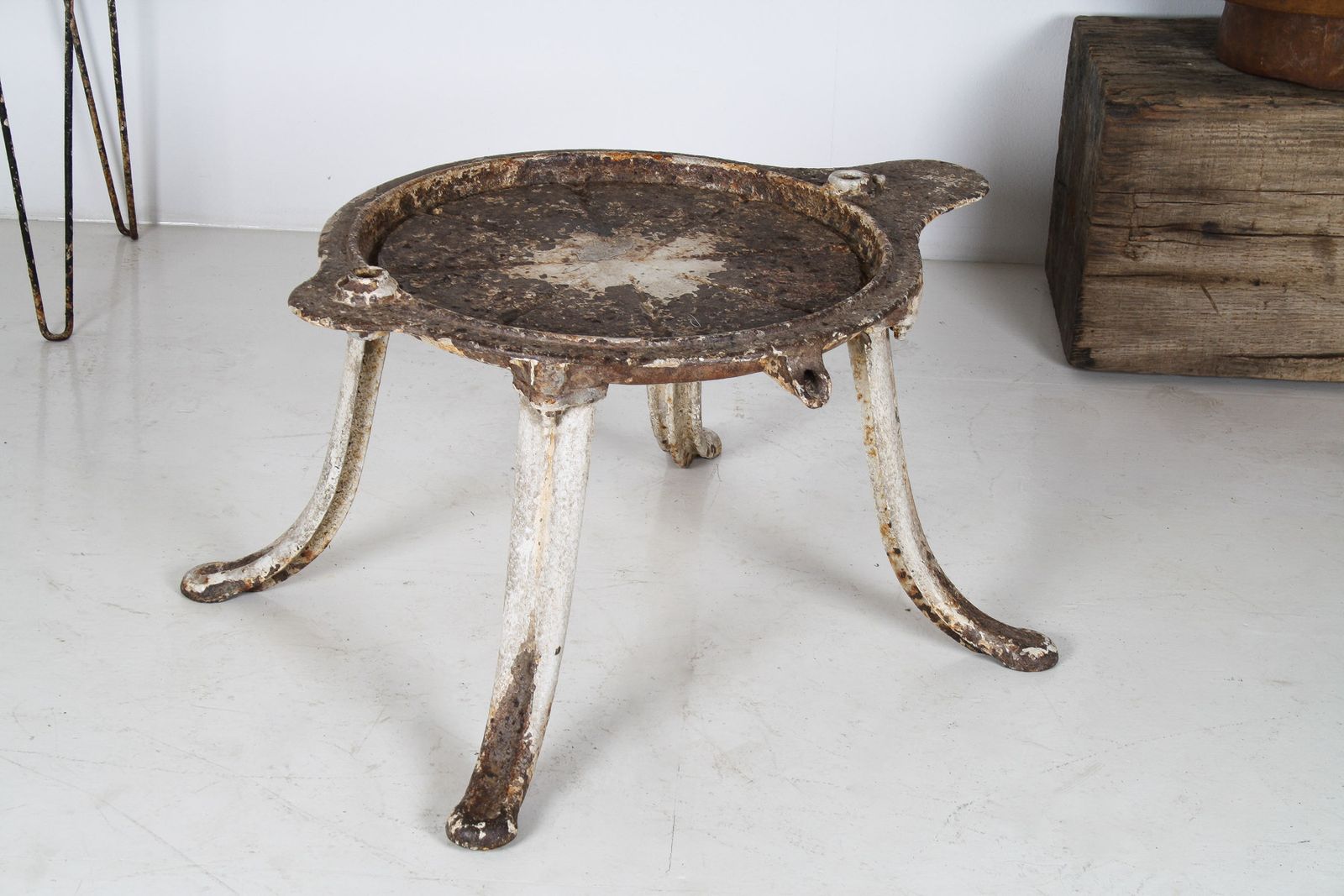 Unusual 19th Century Victorian Cast Iron Garden Side Table Or Pot Stand photo buy