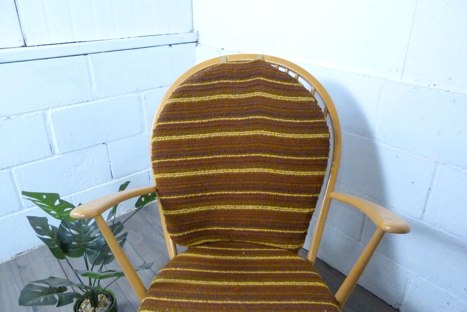 Ercol Windsor Grandfather Blonde Rocking Chair photo vintage