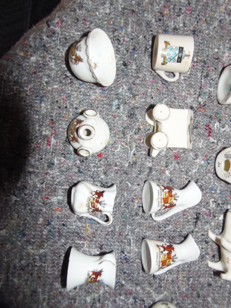 Crested China Wares Goss .Etc . photo vintage