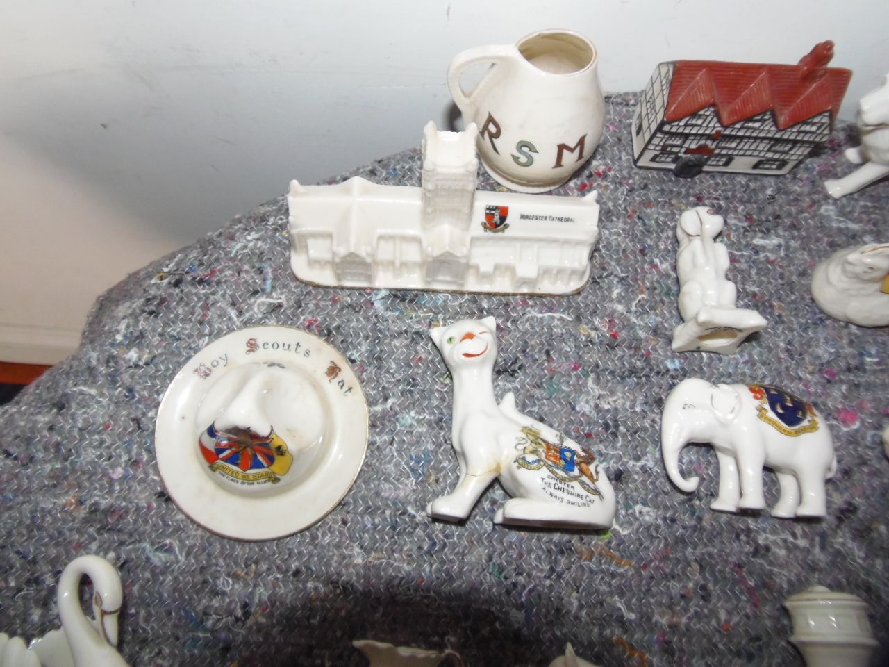 photo vintage Crested China Wares Goss .Etc .