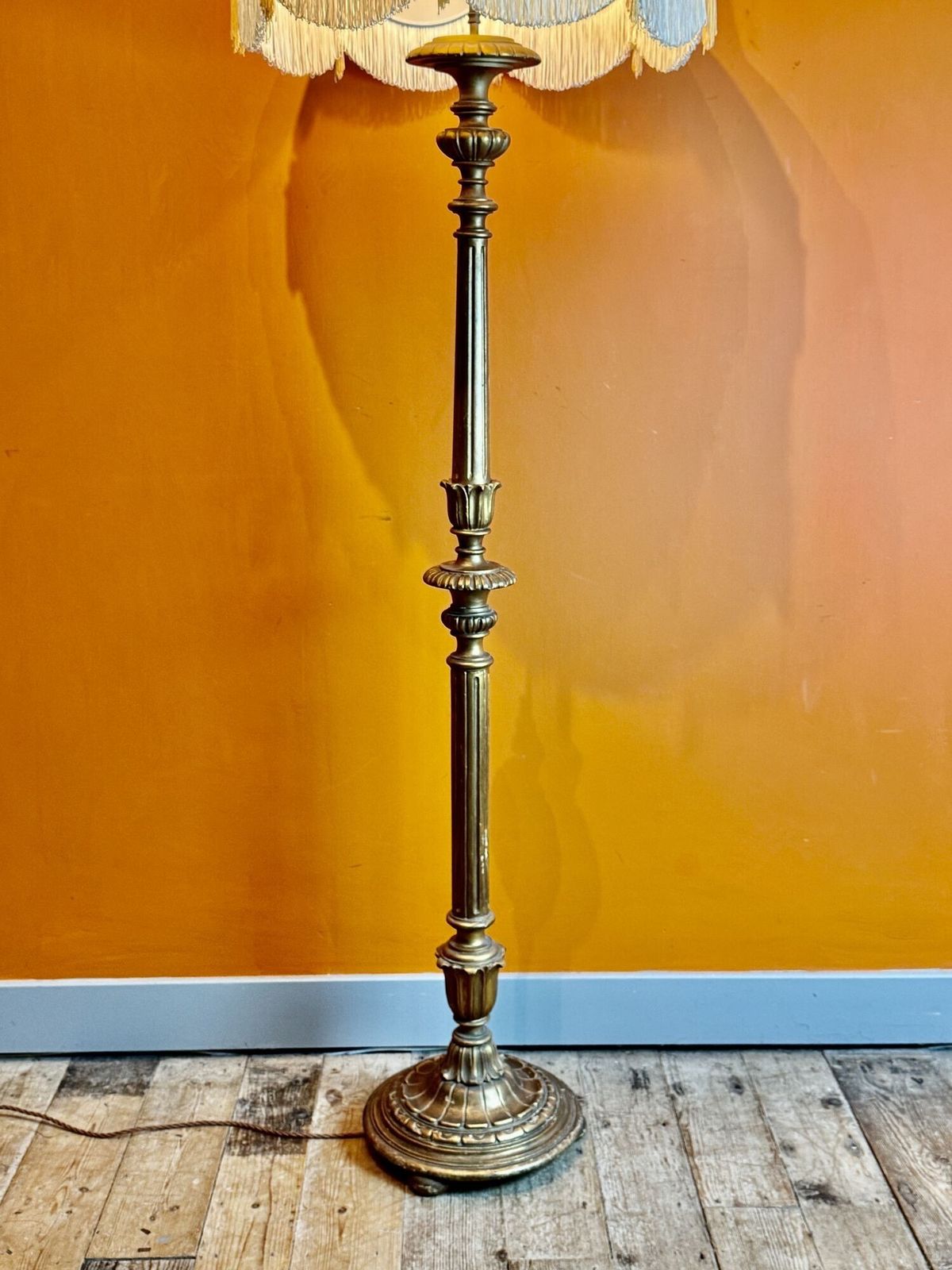 Vintage Italian Giltwood Floor Lamp photo Lighting