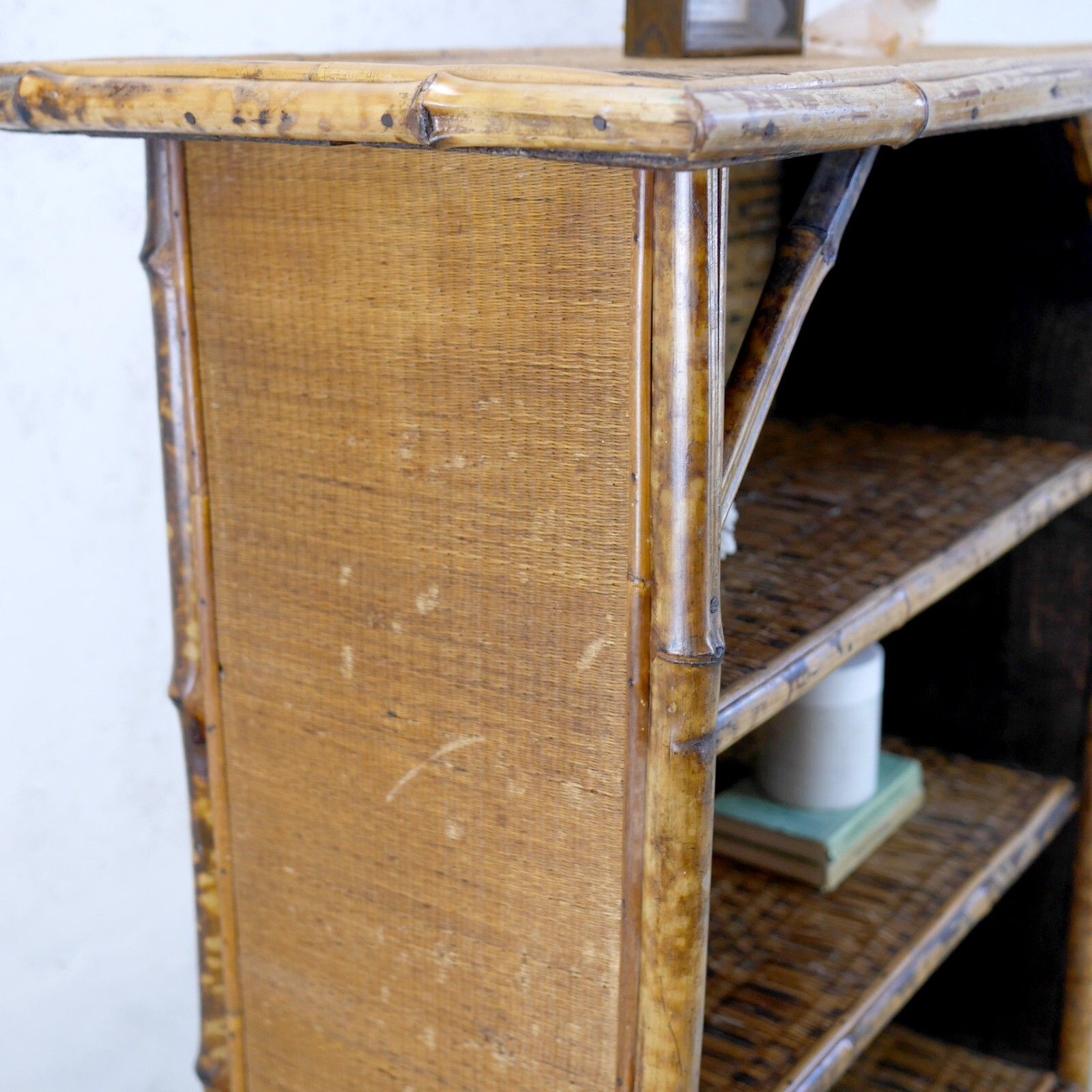 photo vinterior Antique Victorian Tiger Bamboo Cane Rattan Shelving Unit Bookcase #102863