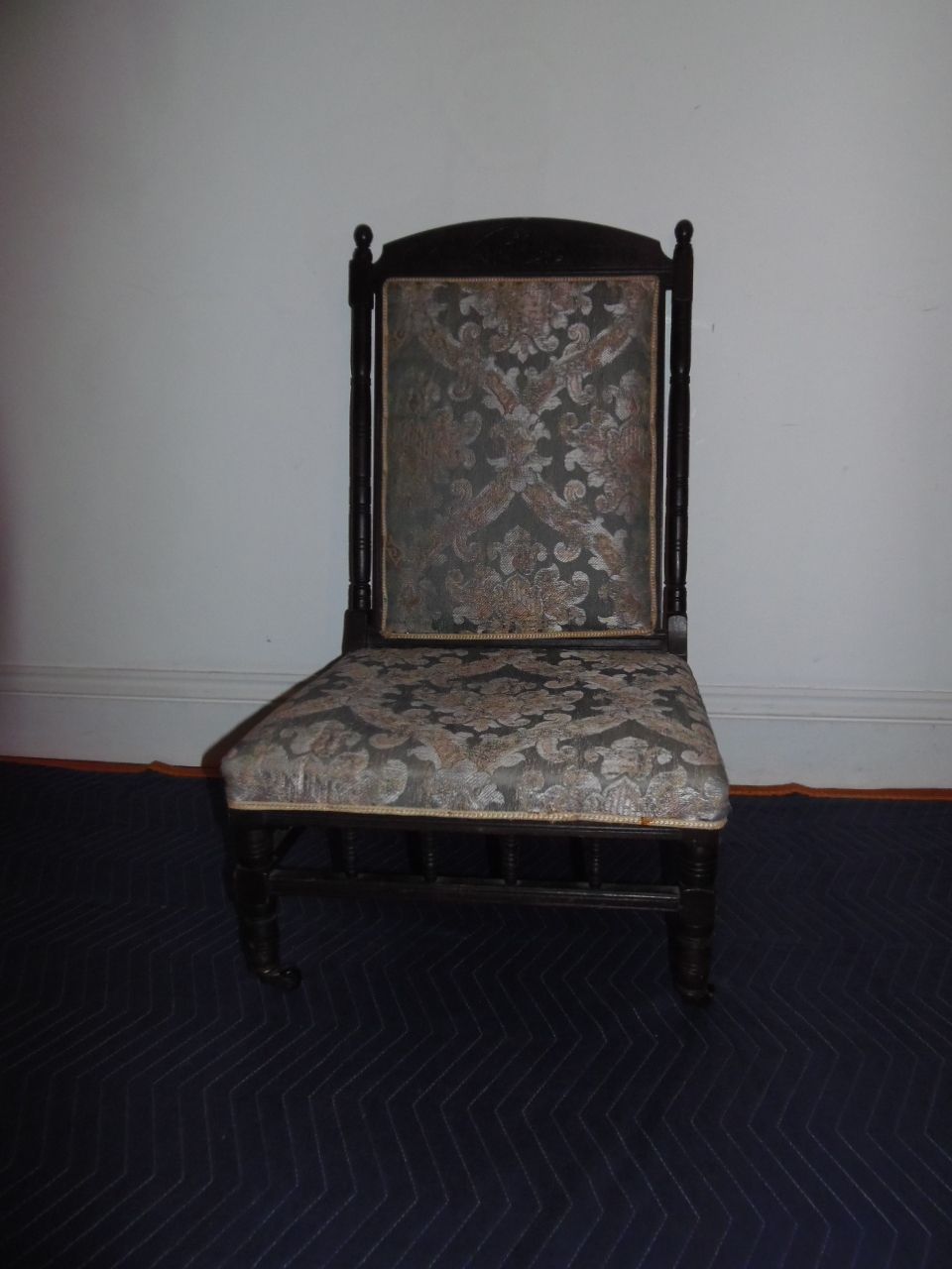 Arts And Crafts Chair  / Aesthetic Movement photo furniture
