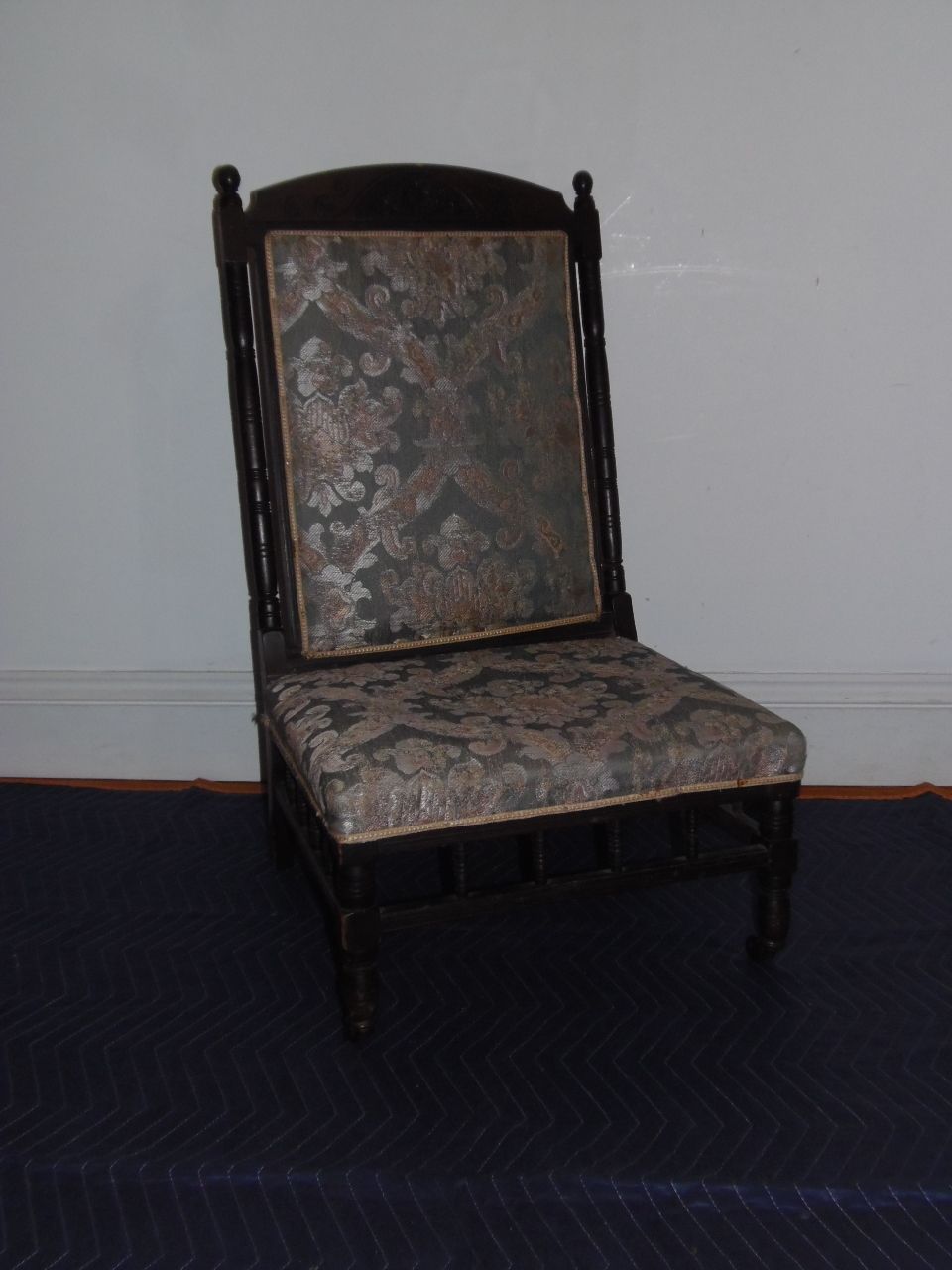 photo vinterior Arts And Crafts Chair  / Aesthetic Movement