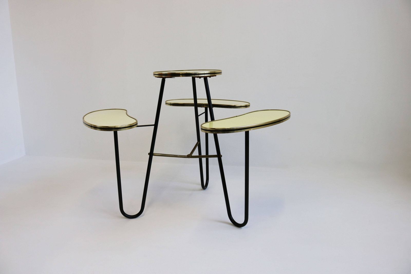 Beautiful Rare Minimalist Vintage Plant Stand 60s Design Kidney Shaped Indoor German Planter Midcentury Modern Furniture Tiered Side Table photo furniture