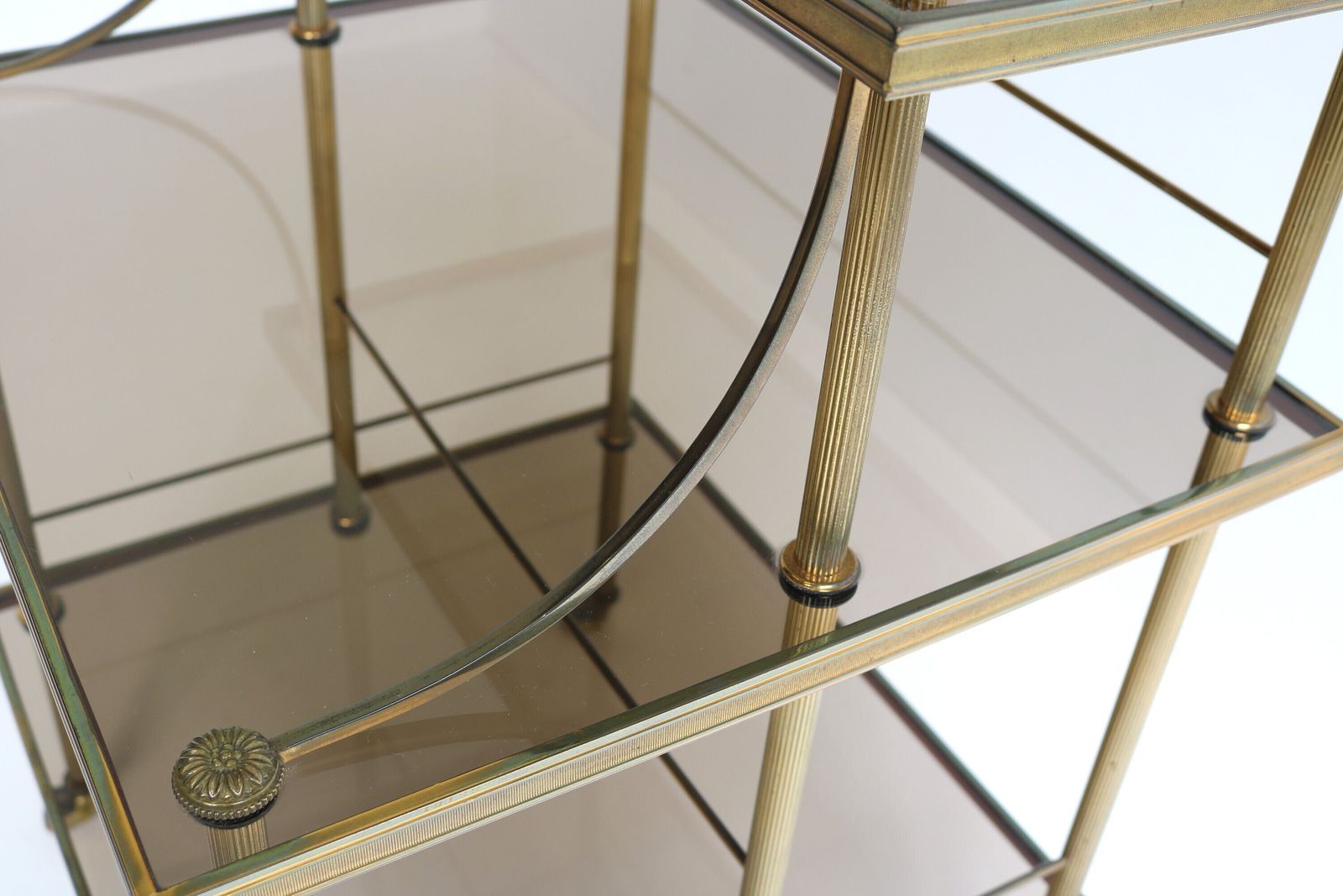 Quality French Brass & Smoked Glass Drinks Trolley Hollywood Regency Serving Trolley Mid Century Tiered Side Table Jansen Bagues Style 1970 photo vinterior