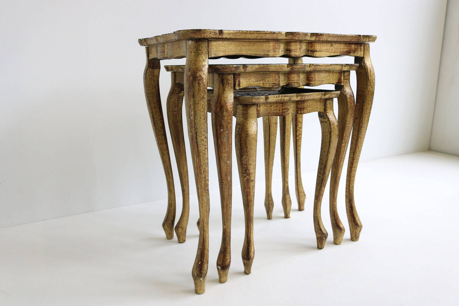 Decorative Set Of Three Italian Florentine Red Gold Hollywood Regency Wood Stacking Nesting Tables Additional Tables Side Tables Set Tables photo Furniture