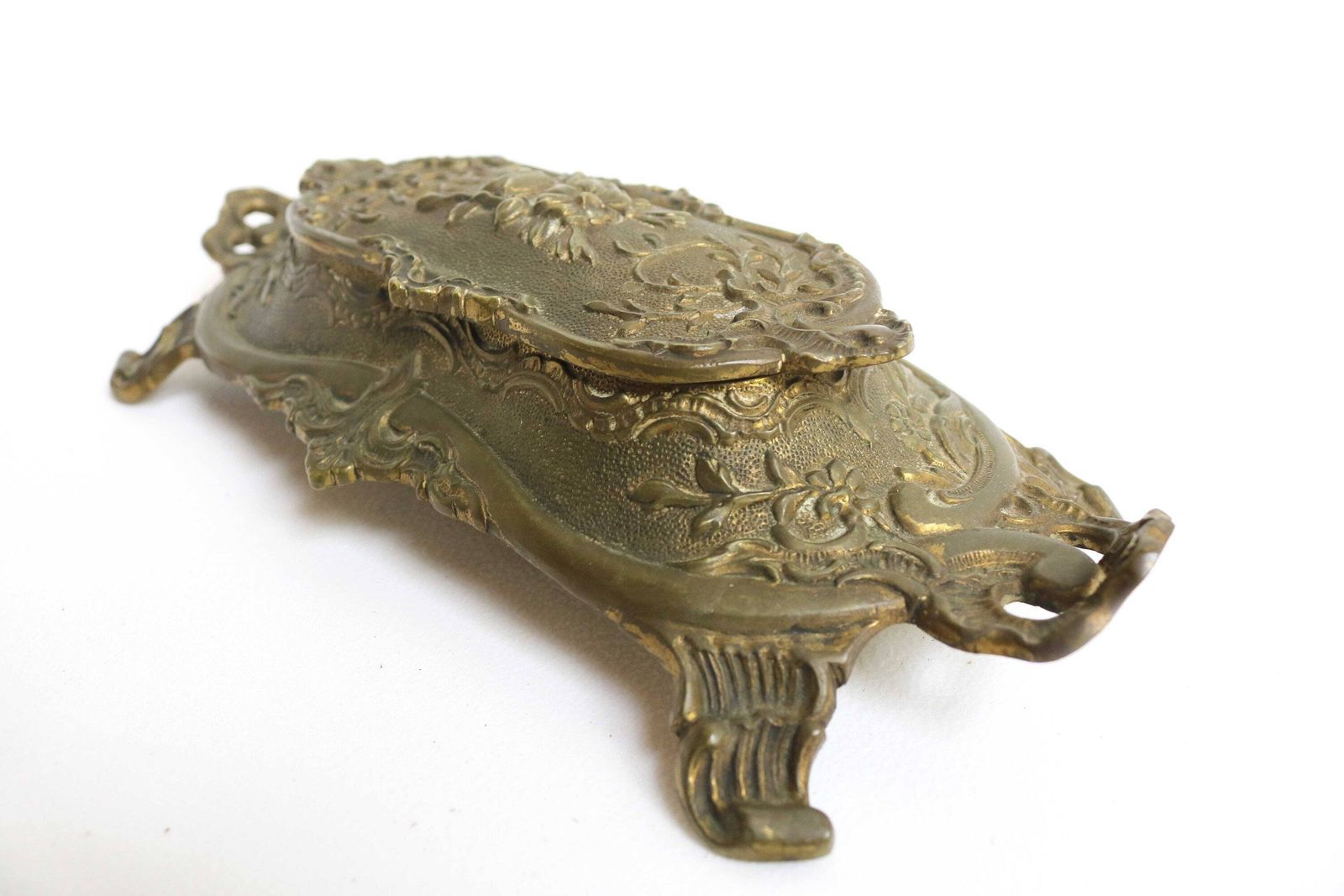 Antiek Frans Bronzen Postzegeldoos Met Bloemmotieven – Bureauaccessoire Met Vier Vakken, Ca. 1900–1920 photo furniture