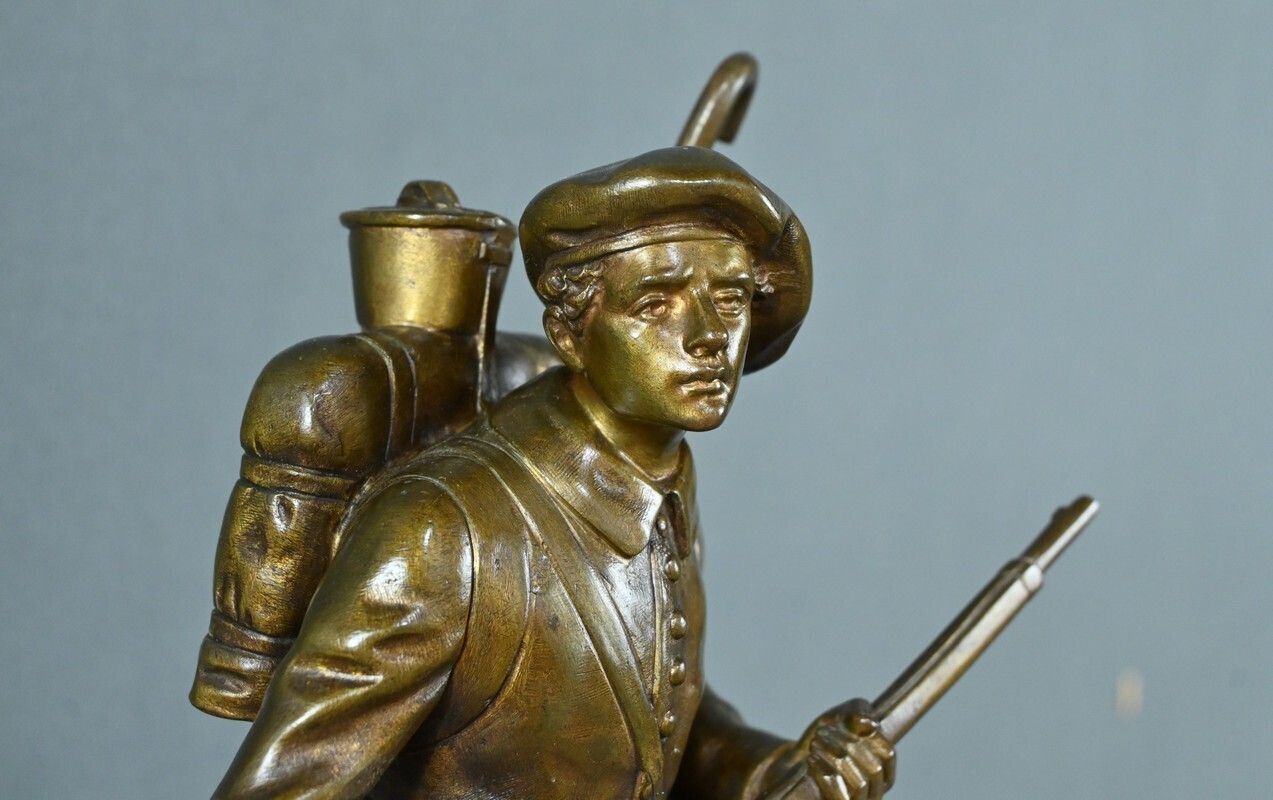 Bronze “The Alpine Hunter”, Signed E.Carlier – Late 19th Century photo vinterior