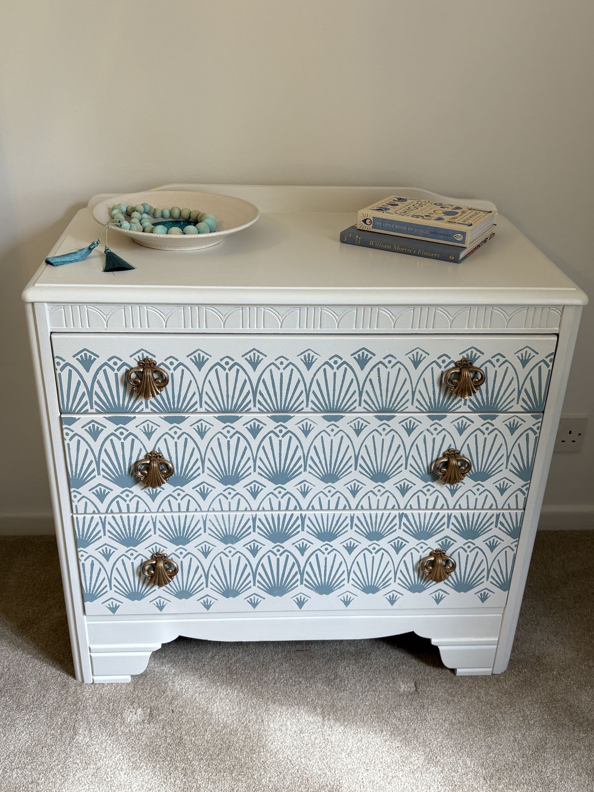 photo furniture Lebus 3 Drawer Chest Of Drawers
