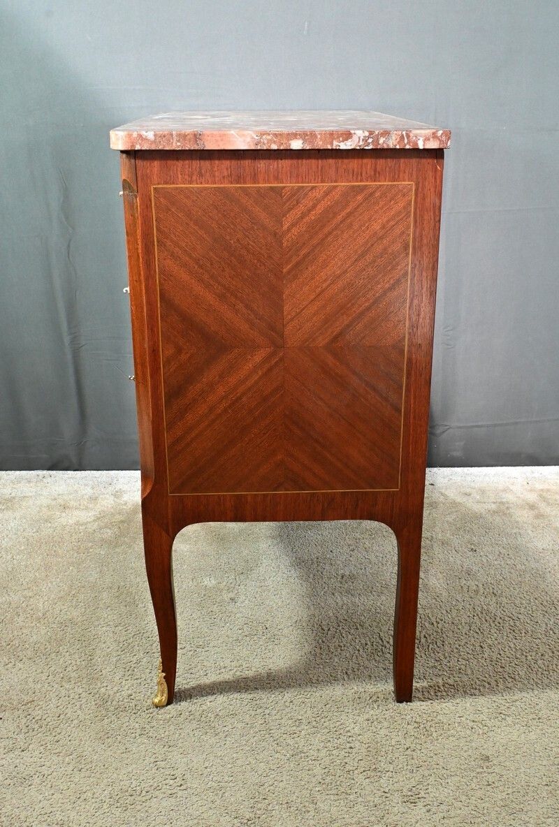 photo buy Small Mahogany Chest Of Drawers – Part 1 Of The 20th Century