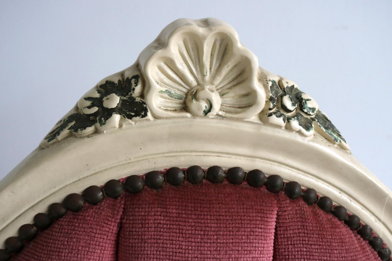 Vintage Italian Wood Carved Chair Quilted Pink Fabric Lovely Romantic 1960 Midcentury Painted Vanity Chair Bedroom, Louis XV Style photo 535.0