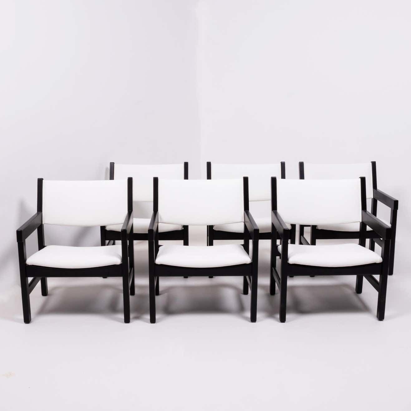 Hans Wegner Midcentury Dining Chairs For Getama In White, Set Of Six photo for sale