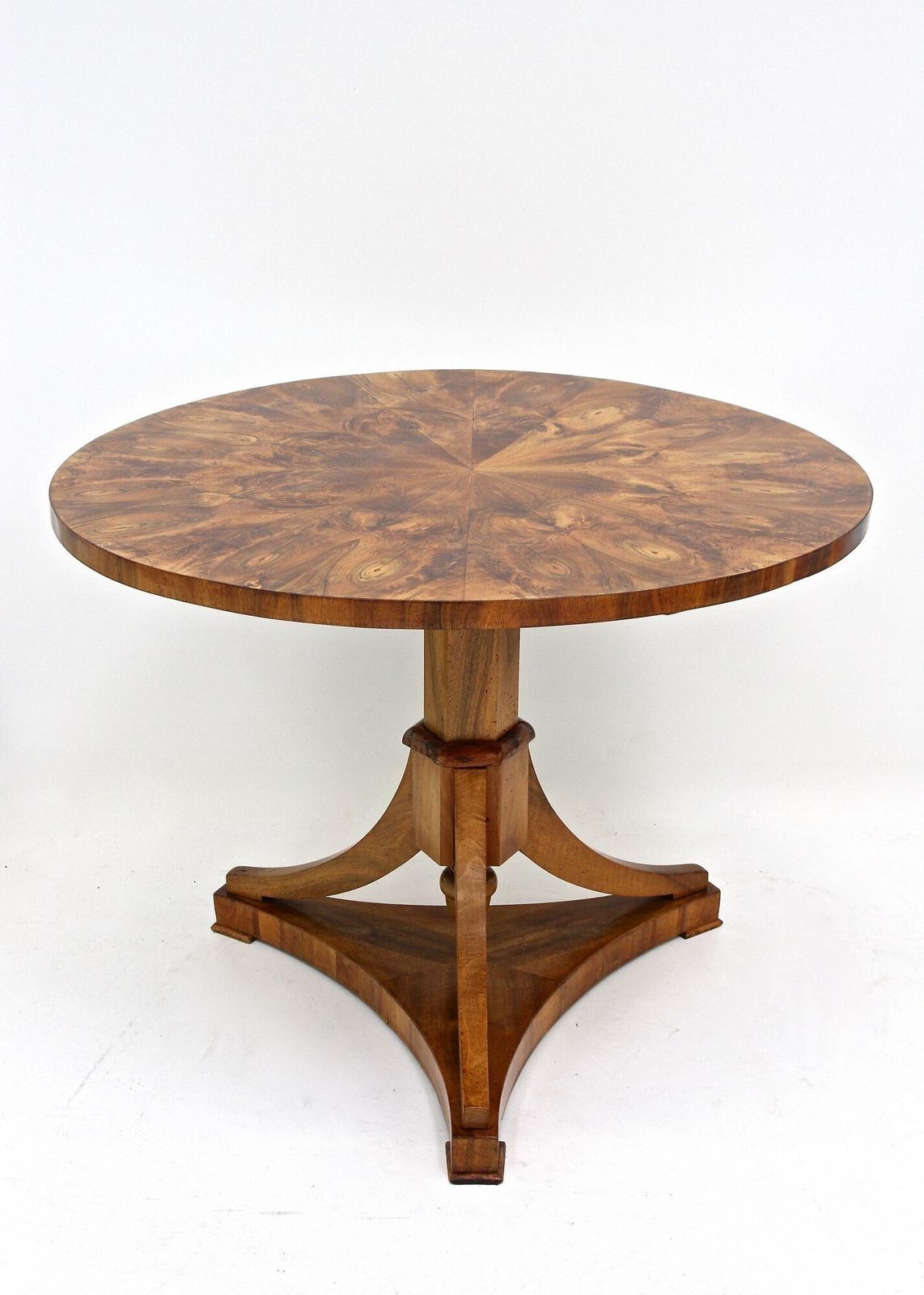 19th Century Biedermeier Walnut Center/ Dining Table, Polished   At Ca. 1830 photo buy