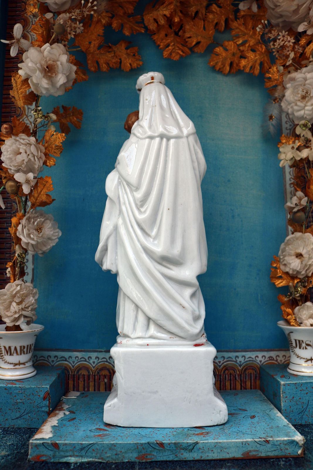 19th Century Display Cabinet Shrine Virgin Mary In Porcelain Flowers In Porcelain Vase 1800  1900 photo vinterior