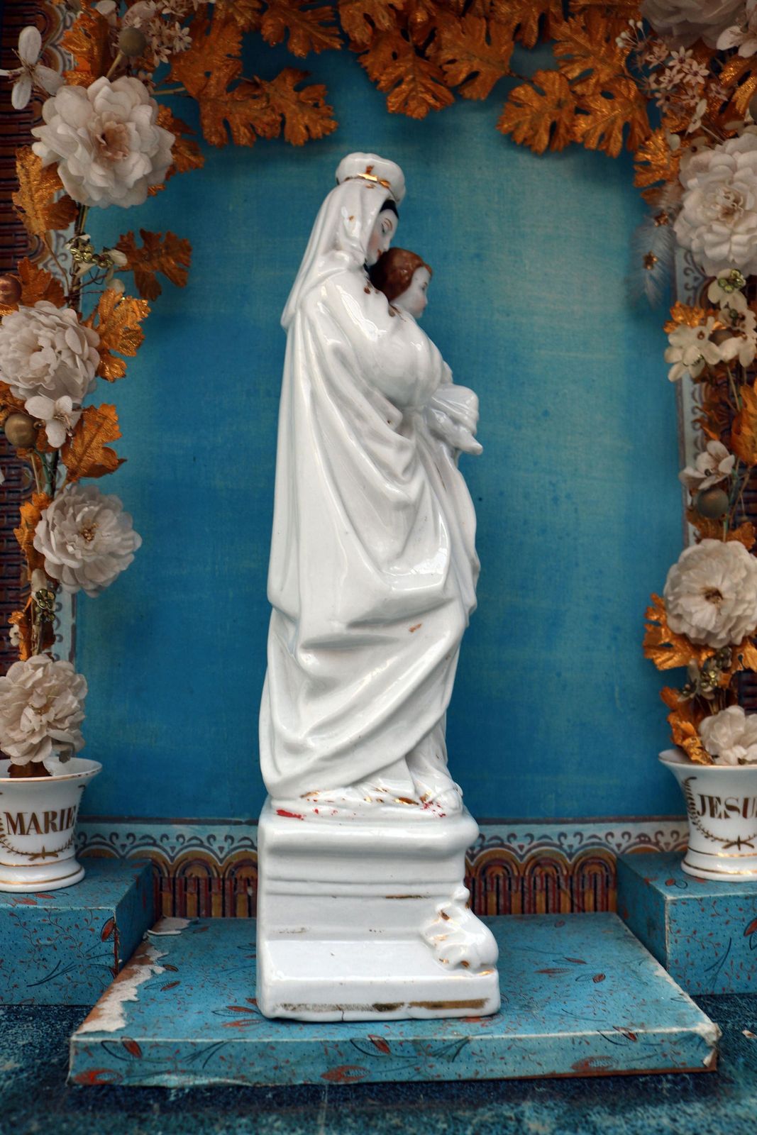 19th Century Display Cabinet Shrine Virgin Mary In Porcelain Flowers In Porcelain Vase 1800  1900 photo vintage