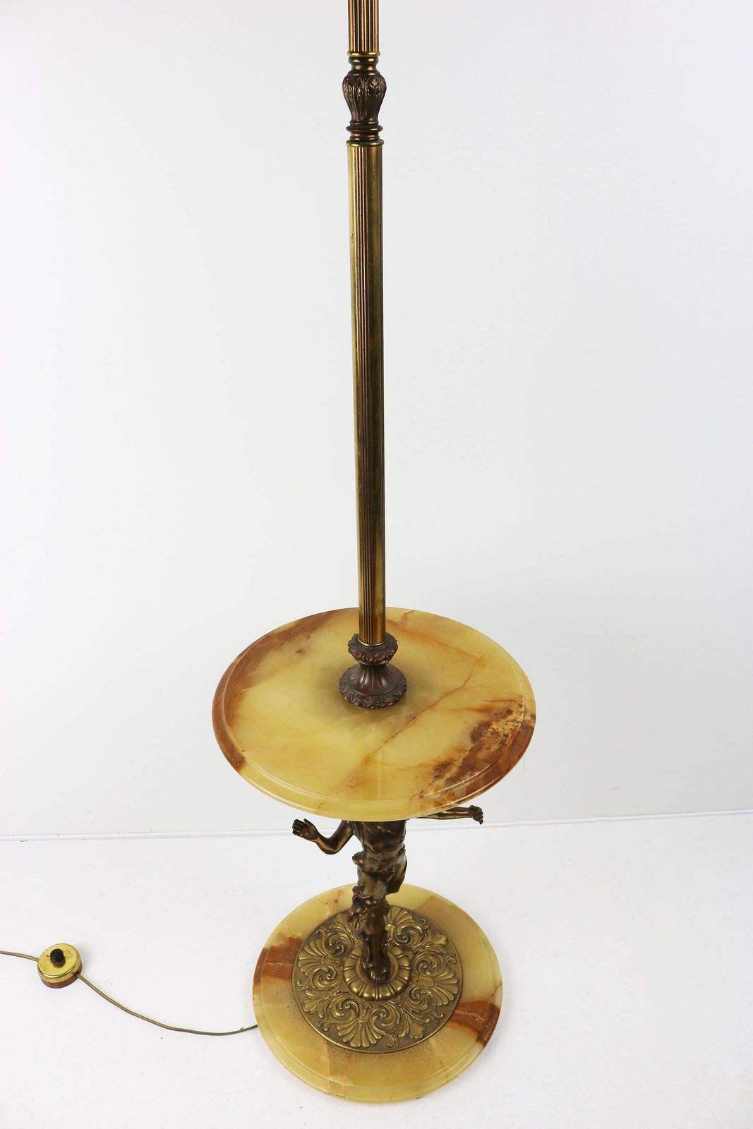 Midcentury Antique Italian Ornate Brass Onyx Sidetable Floor Light Figurine Classic Hollywood Regency Decorative photo vinterior