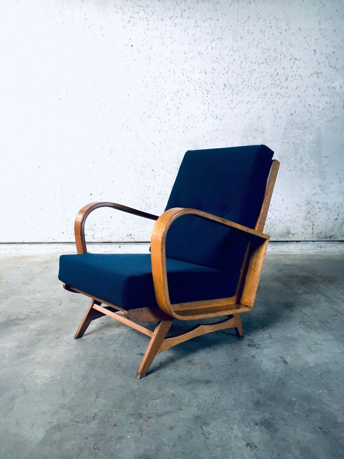 photo vinterior Mid Century Modern Design Bentwood Lounge Chairs, Jaren 1950, België