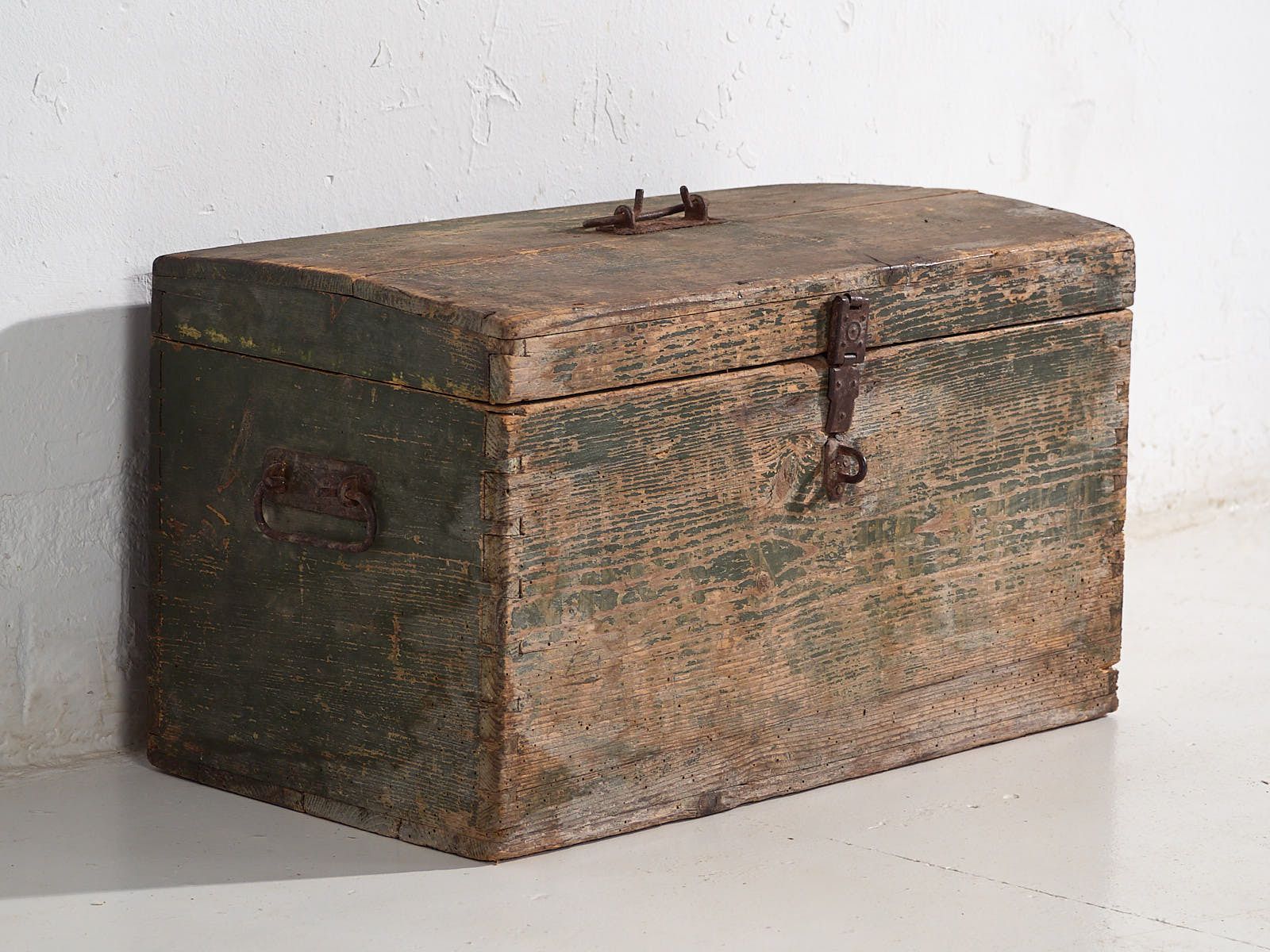 192.0 Small Antique Chest In Shades Of Green (C.1920) #78 photo