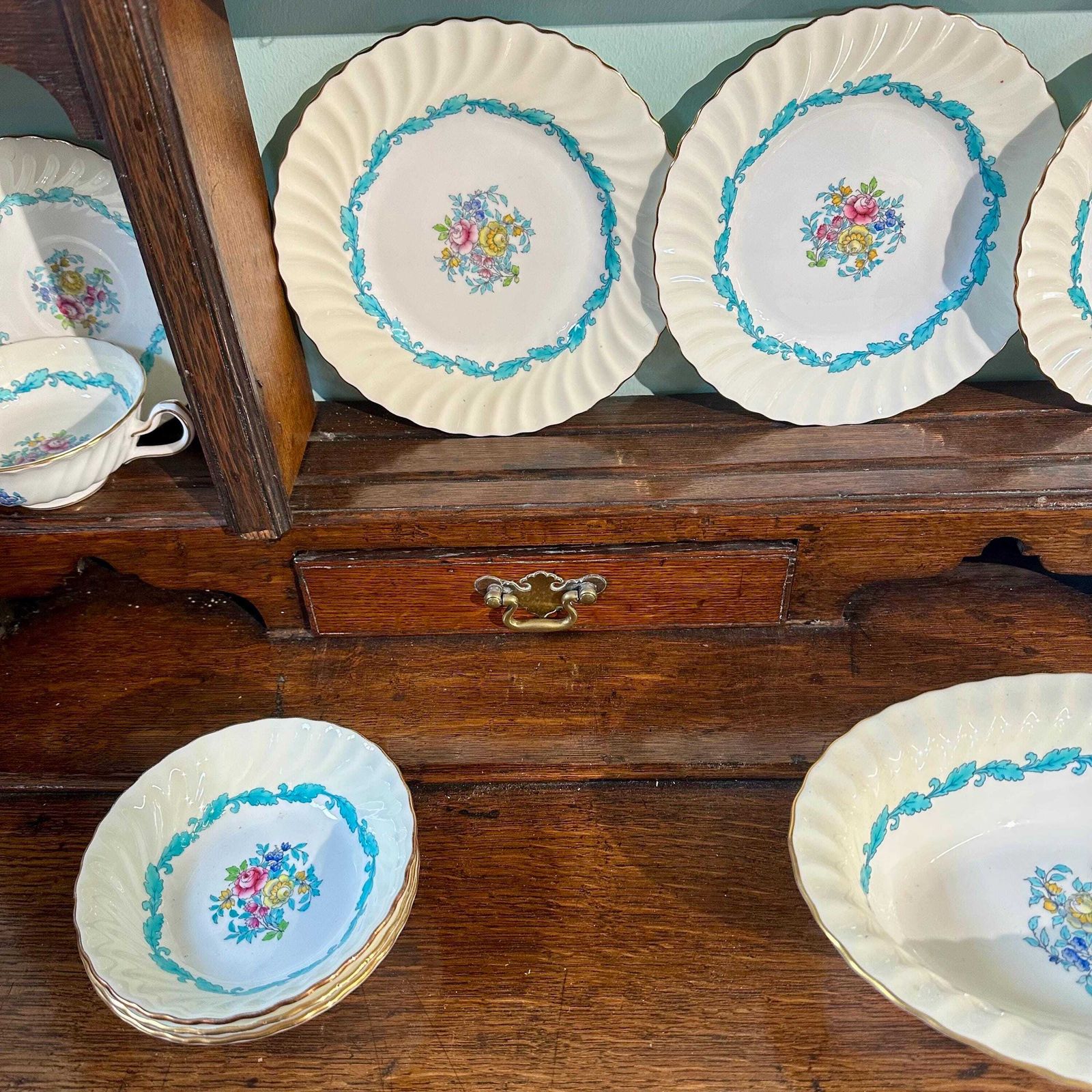 photo furniture Dresser   Georgian English Dresser And Rack